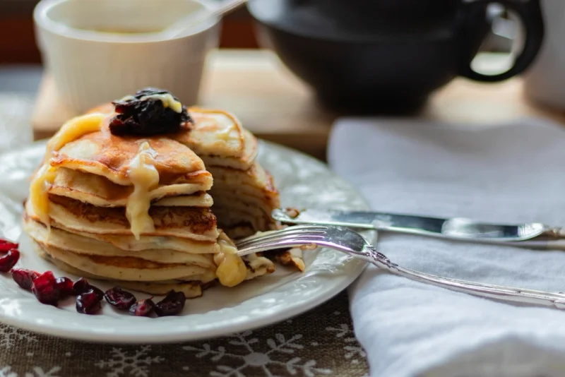Syrniki with Sour Cream